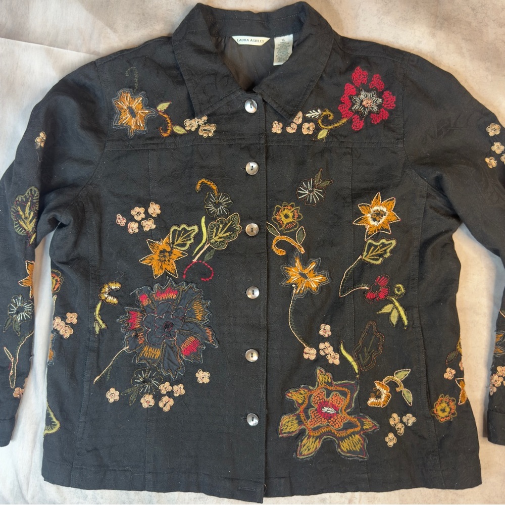 Laura Ashley Vintage Black Floral Embroidered Cotton‎ Jacket - Size XL - Picture 3 of 9